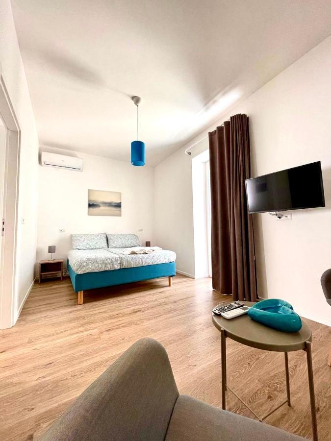 Apulia Holidays Mola di Bari Extérieur photo
